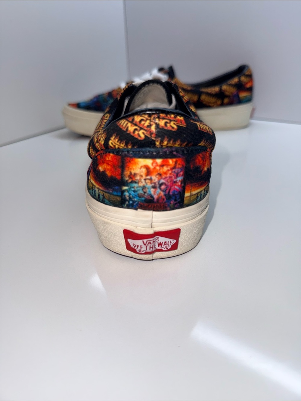 🖤 Vans Customs x Stranger Things Era/Authentic Sneakers – Men’s 7/ Women’s 8.5 - Picture 8 of 8